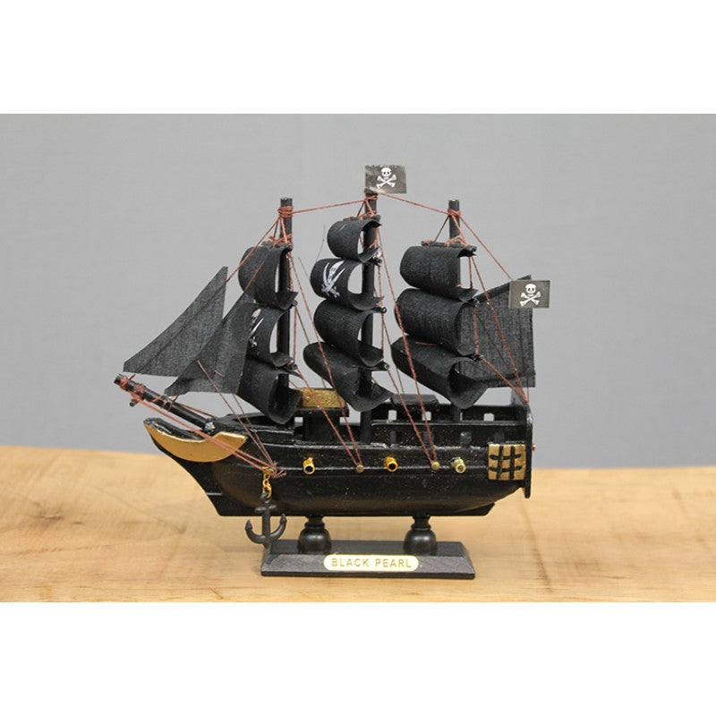 Özel Tasarım Ahşap Korsan Gemisi